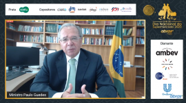 “Estamos em um mergulho na dimensão digital”, diz ministro Paulo Guedes em evento da Abras